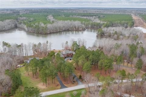 2482 Miry Run Rd, Sutherland, VA 23885 photo 4