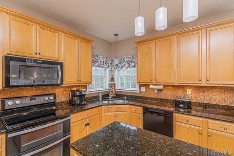 11643 Explorer Dr, Midlothian, VA 23114 photo 9