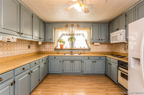4062 Hickory Fork Rd, Gloucester, VA 23061 photo 14