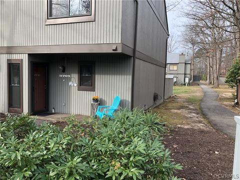 11705 N Briar Patch Dr, Midlothian, VA 23113 photo 3