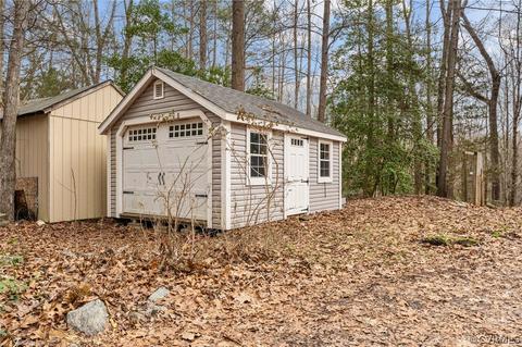 78 Pine Ln, King William, VA 23086 photo 3