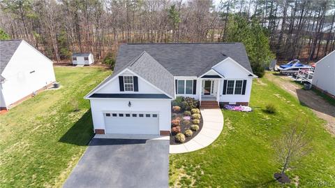 15519 Parkgate Dr, Chester, VA 23831 photo 3