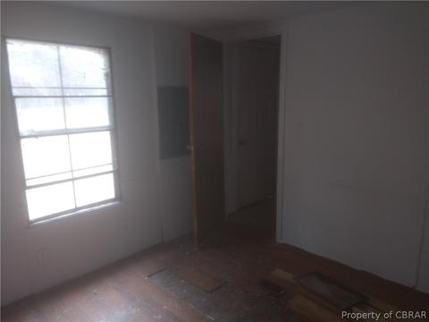 175 Martin Diggs Way, Susan, VA 23163 photo 8