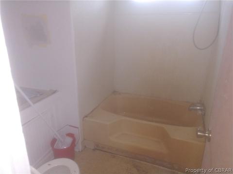 175 Martin Diggs Way, Susan, VA 23163 photo 9