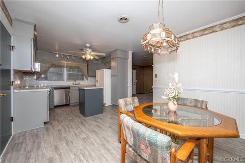 9302 Dabney Dr, Sutherland, VA 23885 photo 4