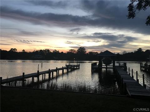 131 Routten Rd, Hampton, VA 23664 photo 3