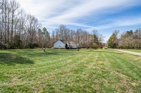 343 Spring Pleasant Dr, King William, VA 23086 photo 2