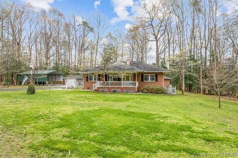 5619 Millwood Dr, Gloucester, VA 23061 photo 1