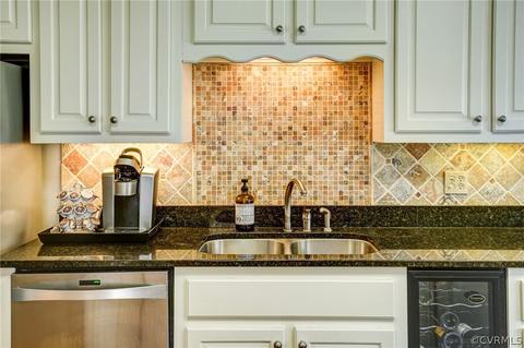 9604 Georges Bluff Rd, Henrico, VA 23229 photo 23