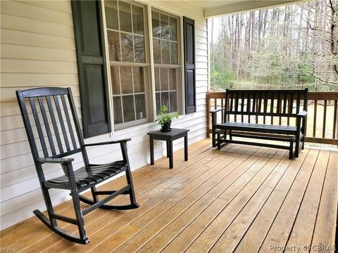 2882 High Point Ln, Gloucester, VA 23061 photo 6