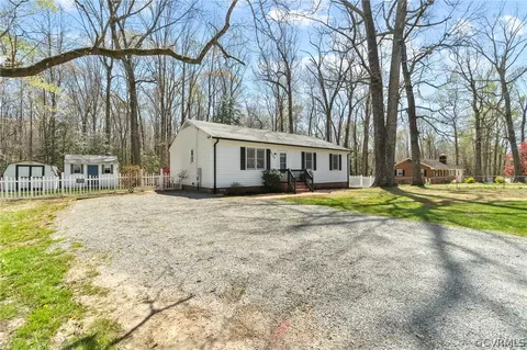6509 Ware Rd, Quinton, VA 23141 photo 3