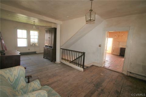 643 Gloucester Rd, Saluda, VA 23149 photo 17