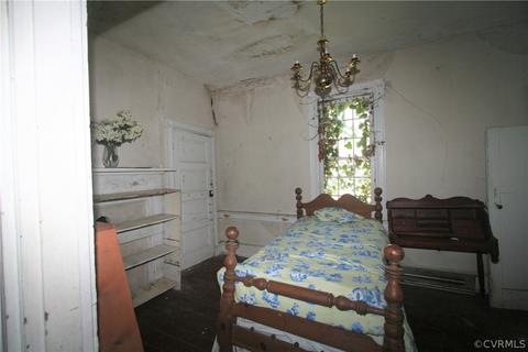 643 Gloucester Rd, Saluda, VA 23149 photo 15