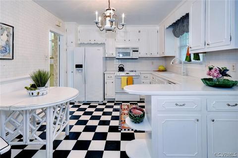 2805 E Weyburn Rd, Richmond, VA 23235 photo 18