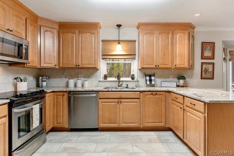 13813 Shadow Ridge Rd, Midlothian, VA 23112 photo 12