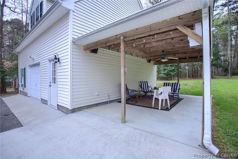8263 Founders Mill Way, Gloucester, VA 23061 photo 5