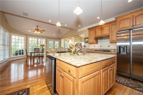 812 Dover Bluff Pl, Manakin Sabot, VA 23103 photo 11