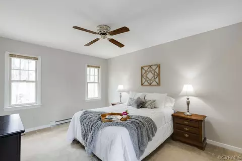 1301 Manders Knoll Ct, Midlothian, VA 23114 photo 3
