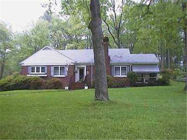 7613 Cornwall Rd, Henrico, VA 23229 photo 1