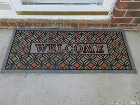 302 Chantilly Ct, Hampton, VA 23669 photo 9