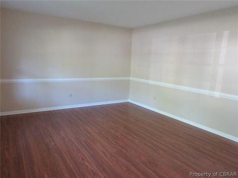 302 Chantilly Ct, Hampton, VA 23669 photo 12