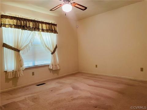 7484 Hell Neck Rd, Gloucester, VA 23061 photo 12
