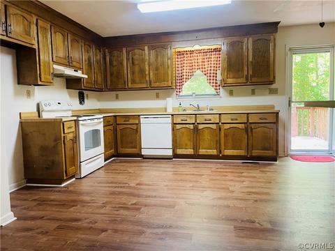 7484 Hell Neck Rd, Gloucester, VA 23061 photo 5