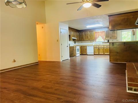 7484 Hell Neck Rd, Gloucester, VA 23061 photo 4