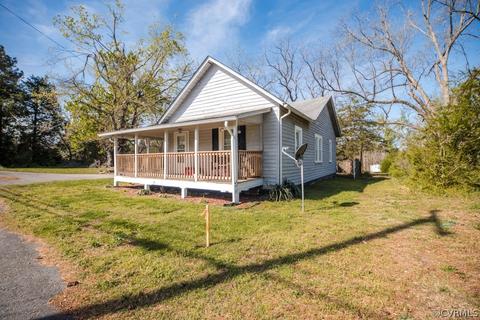 121 Mann Rd, Crewe, VA 23930 photo 3