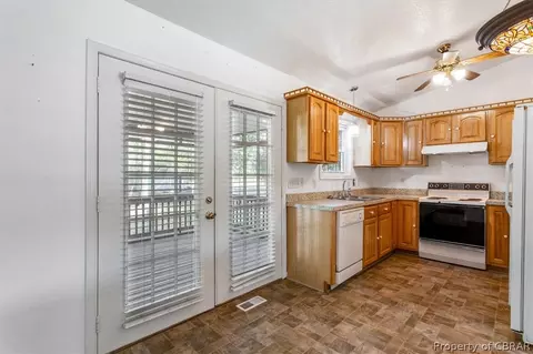 7640 Rob Ln, Gloucester, VA 23061 photo 7