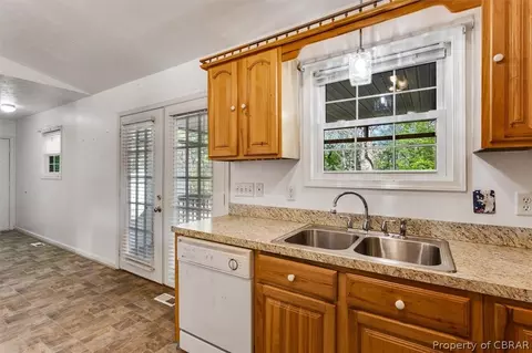 7640 Rob Ln, Gloucester, VA 23061 photo 11