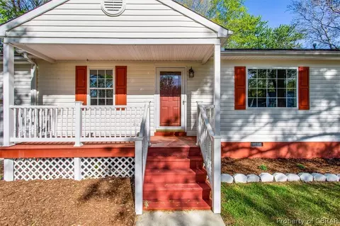 7640 Rob Ln, Gloucester, VA 23061 photo 2