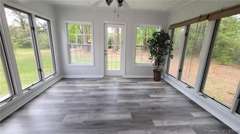 7794 Waters Edge Ln, Gloucester Point, VA 23062 photo 13