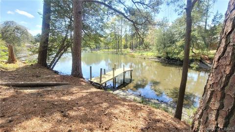 7794 Waters Edge Ln, Gloucester Point, VA 23062 photo 21