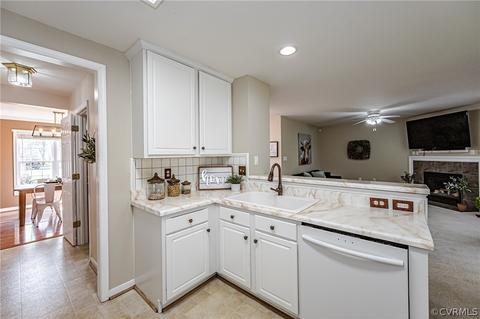 2456 Sandy Brook Ln, Midlothian, VA 23112 photo 13