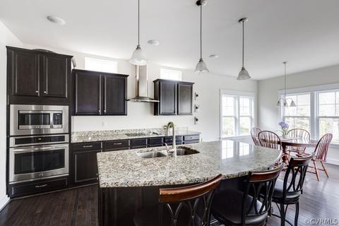 17513 Graffis Ter, Moseley, VA 23120 photo 4