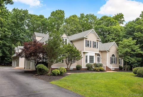 14200 Leafield Dr, Midlothian, VA 23113 photo 2