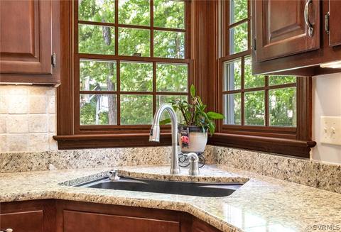 11220 Lynngate Ln, Midlothian, VA 23113 photo 14