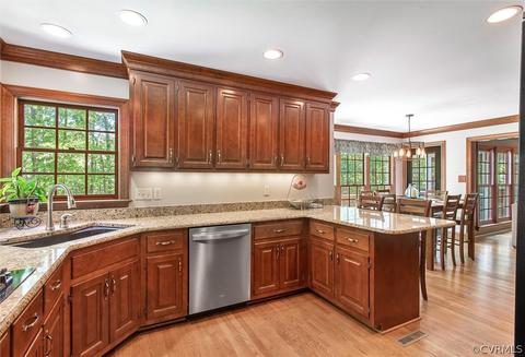 11220 Lynngate Ln, Midlothian, VA 23113 photo 15