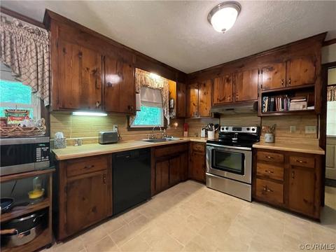 3012 Maplevale Rd, Chester, VA 23831 photo 10