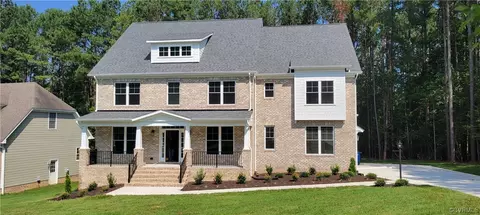 4944 College Green Dr, Providence Forge, VA 23140