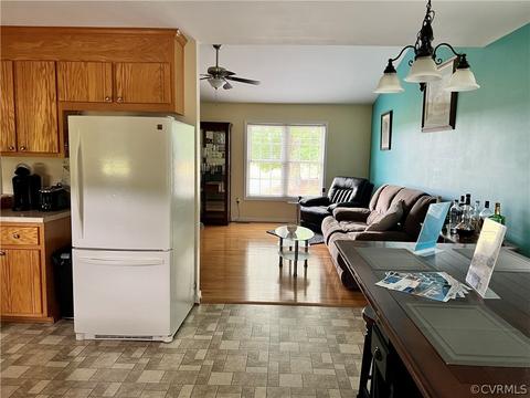 8428 Rowanty Rd, Carson, VA 23830 photo 9