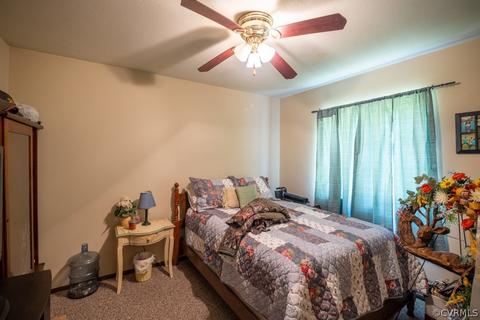707 Nottoway Ave, Blackstone, VA 23824 photo 14
