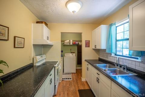 707 Nottoway Ave, Blackstone, VA 23824 photo 16