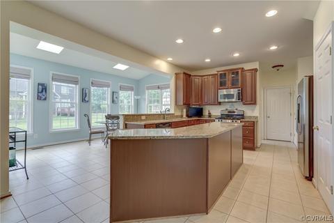 10231 Brading Ln, Midlothian, VA 23112 photo 9