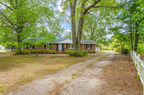7605 Tyndall Dr, Gloucester Point, VA 23062 photo 2
