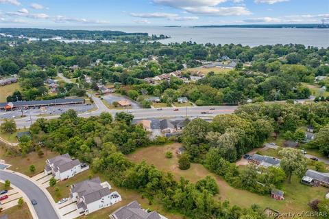 7605 Tyndall Dr, Gloucester Point, VA 23062 photo 42