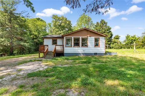 1683 Paynes Mill Rd, Bumpass, VA 23024 photo 2