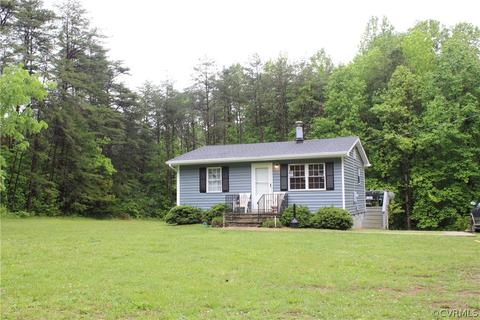 3067 Three Chopt Rd, Gum Spring, VA 23065 photo 2