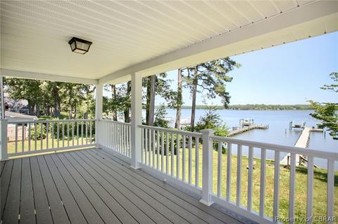 12033 Roane Ave, Gloucester, VA 23061 photo 1